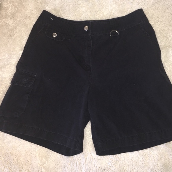 Jones New York ladies shorts - Picture 1 of 3